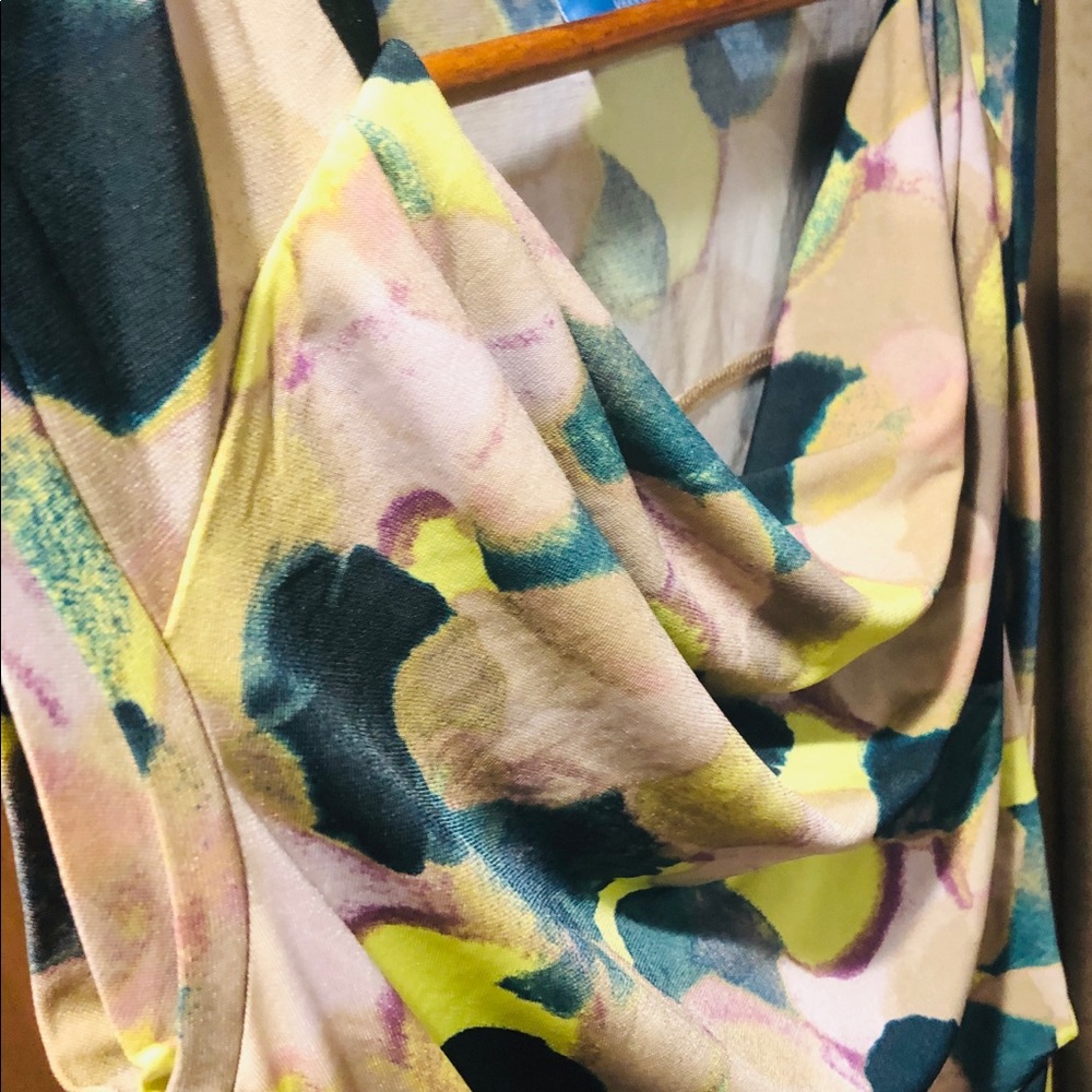 Simply Vera Wang blouse